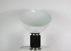 Sale Pamono Black Taccia Table Lamp by Achille & Pier Giacomo Castiglioni Taccia for Flos, 1970s