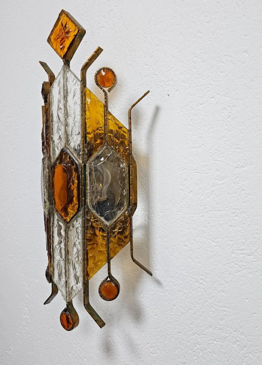 New Pamono Brutalist Sconce in Hammered Glass attributed to Biancardi and Jordan Arte, Italy, 1970s