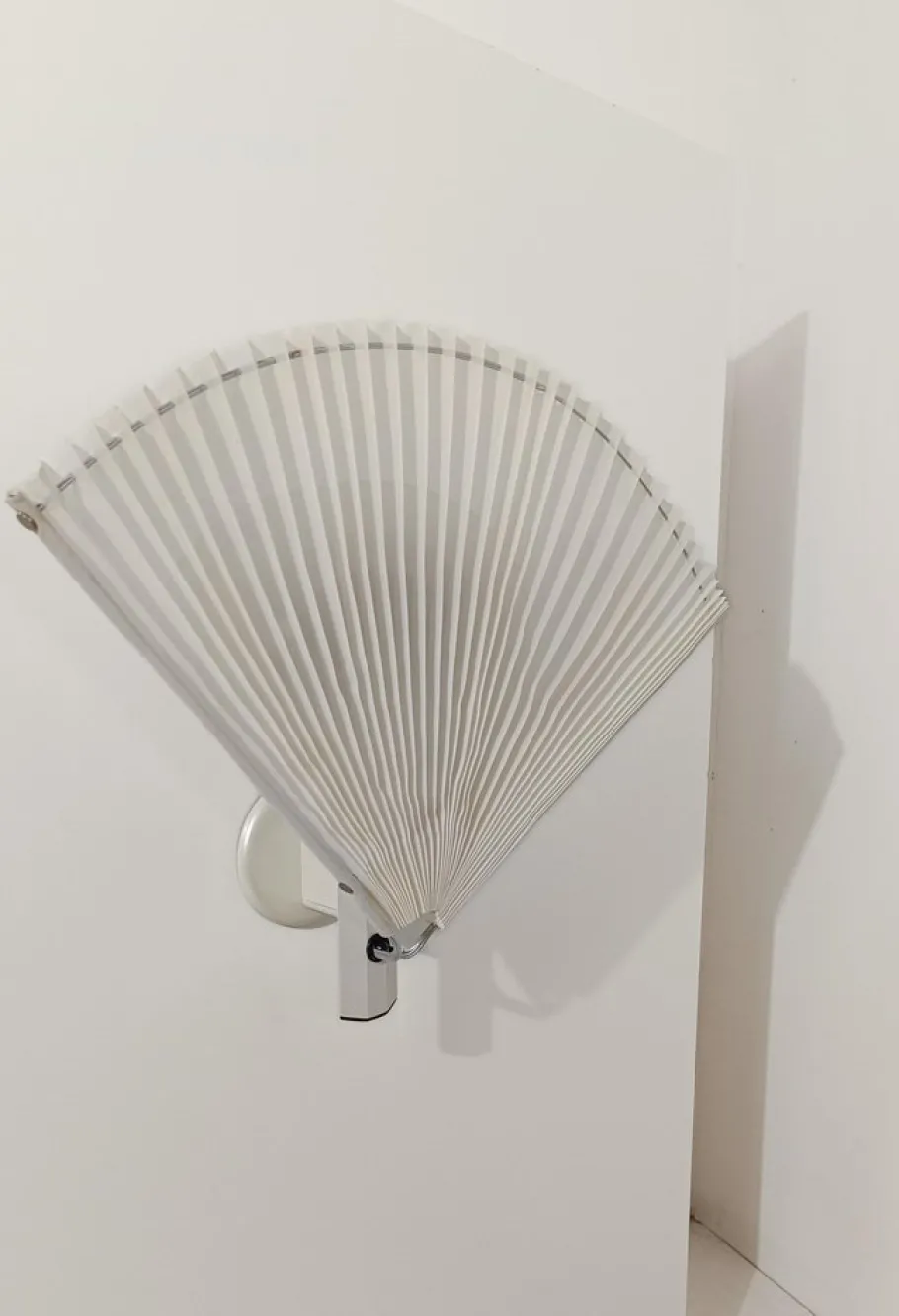 Online Pamono Butterfly Wall Lamp Sconce by Afra and Tobia Scarpa for Flos, Italy, 1980s