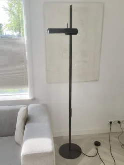 Discount Pamono Caltha Floor Lamp by Gianfranco Frattini for Luci, Italy, 1980s