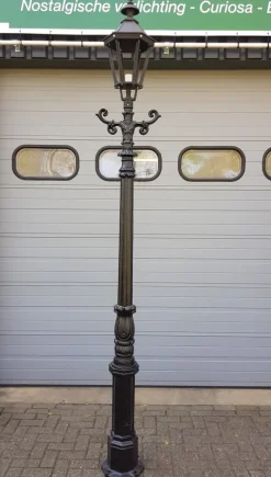 Pamono Cast Iron Lamp Post Doetinchem with Cast Iron Hexagon Lantern