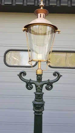 Outlet Pamono Cast Iron Lamp Post Romantica with Round Copper Lantern