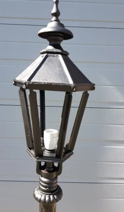 Pamono Cast Iron Lamp Post with Hexagon Cast Iron Lantern