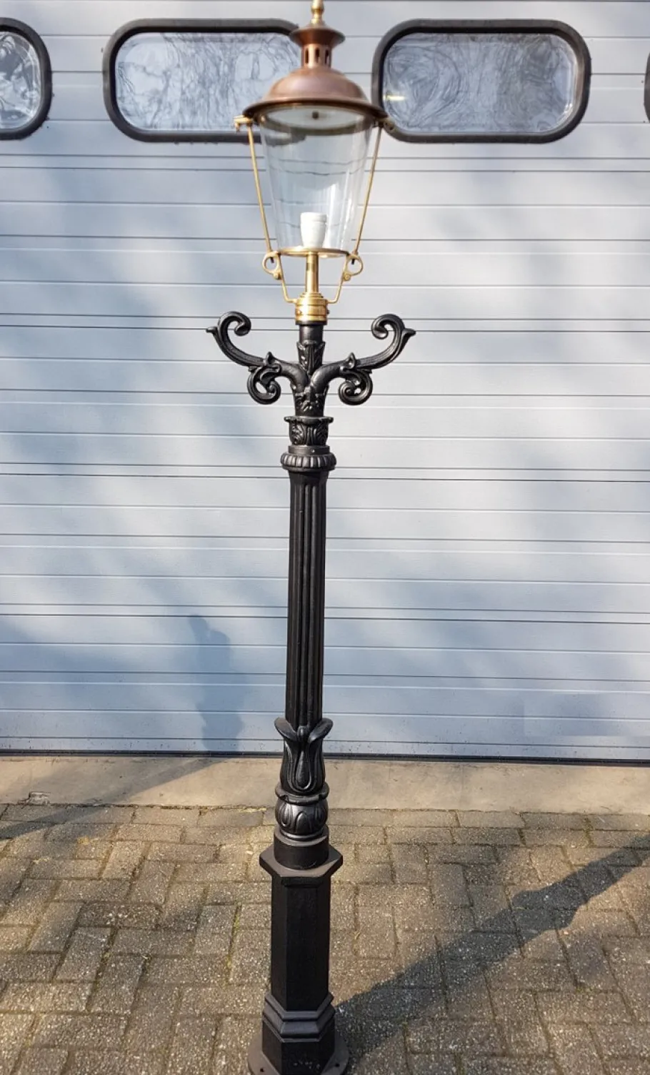 Hot Pamono Cast Iron Lamp Post with Round Copper Lantern