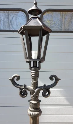 Online Pamono Cast Iron Lamp Post with Hexagon Cast Iron Lantern