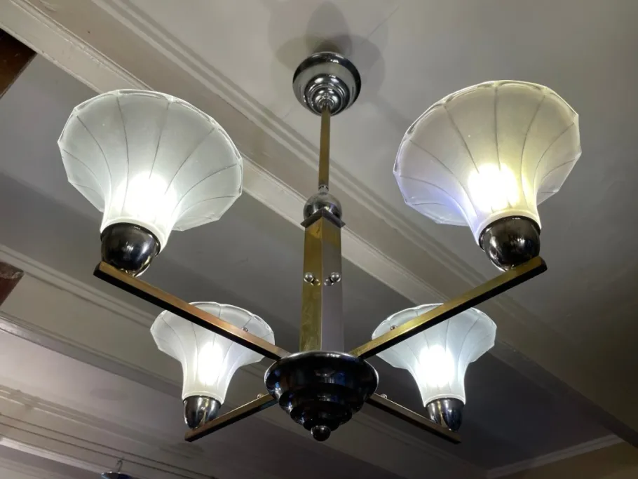 Hot Pamono Ceiling Lamp with Tulip-Shaped Frosted Glass Bowls, 1930s