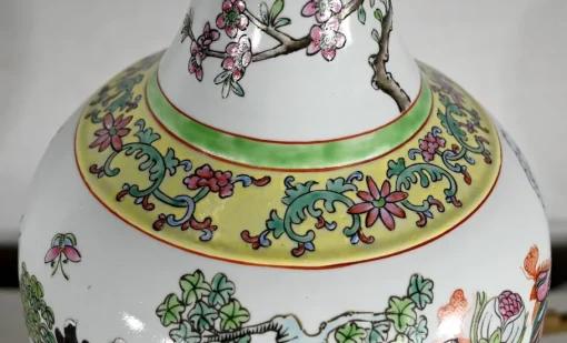 Best Pamono Chinese Porcelain Lamp, 1960