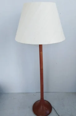 Outlet Pamono Danish Teak Floor Lamp from Domus, 1970s