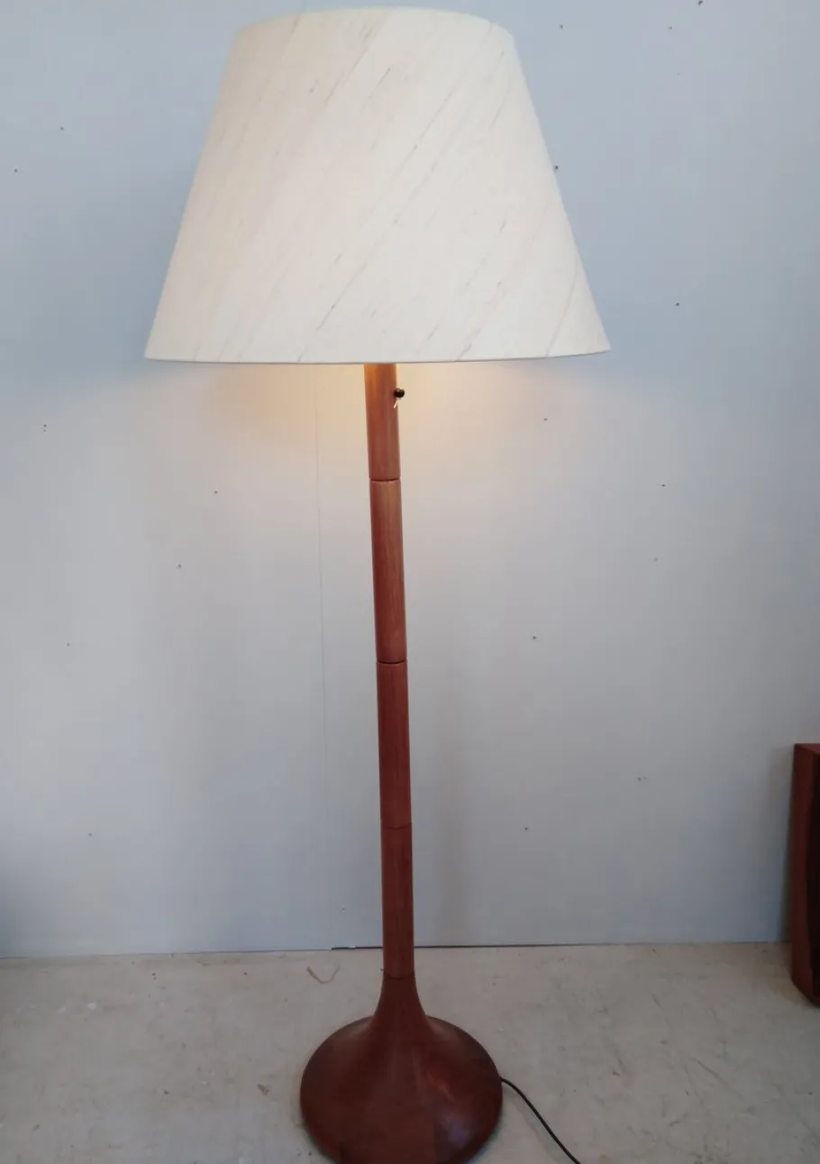 Outlet Pamono Danish Teak Floor Lamp from Domus, 1970s