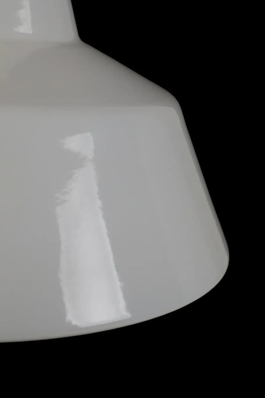 Hot Pamono Danish White Enamel Workshop Pendant Lamp by Axel Wedel Madsen for Louis Poulsen, 1970s