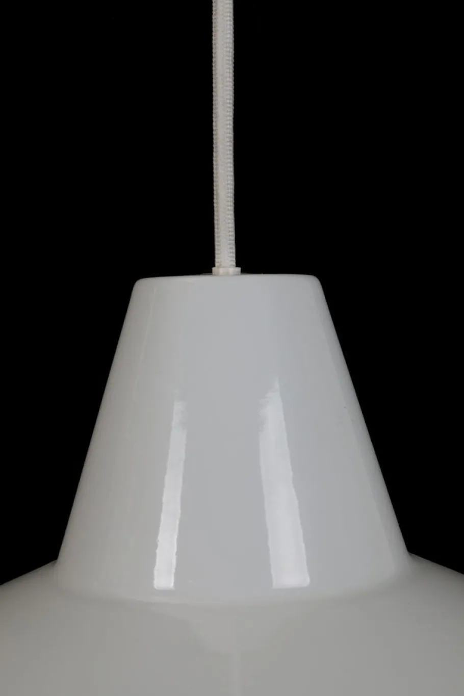 Hot Pamono Danish White Enamel Workshop Pendant Lamp by Axel Wedel Madsen for Louis Poulsen, 1970s