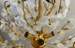 Hot Pamono Dew and Gold Murano White Flowers Chandelier, 1980s