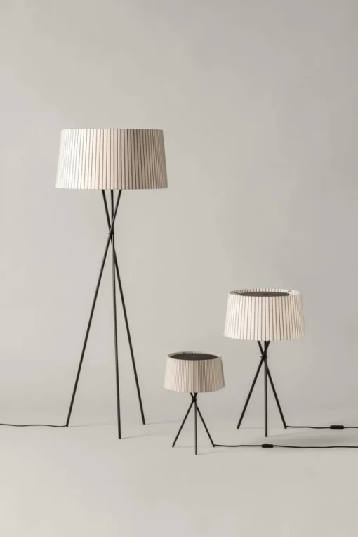 Best Pamono Diplomatic Tripod G5 Floor Lamp by Santa & Cole