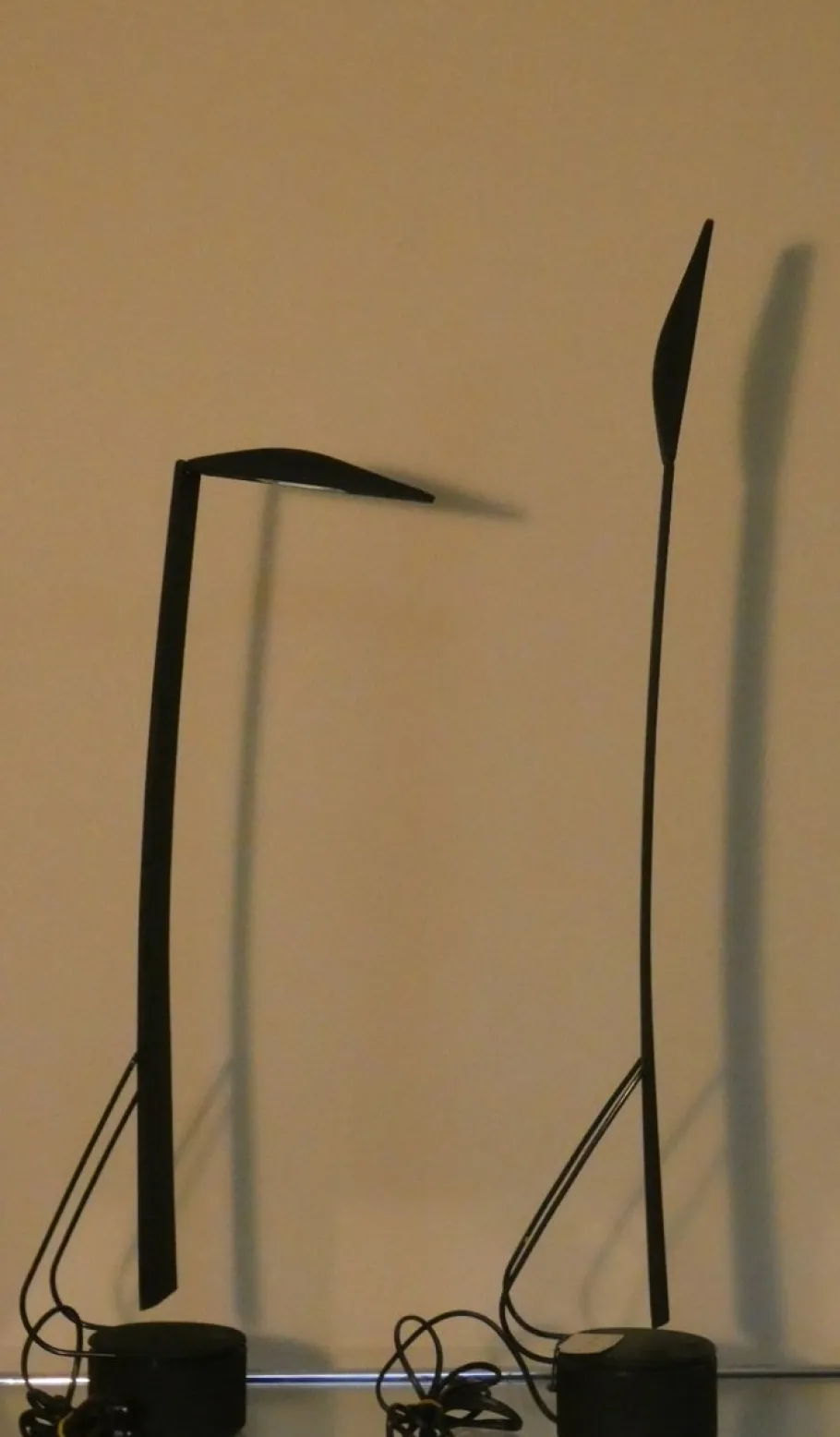 Outlet Pamono Dove Table Lamp by Mario Barbaglia & Marco Colombo for Italiana Luce, 1980, Set of 2