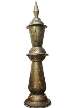 Online Pamono Early 20th Century Middle Eastern Handmade Art Brass Decorative Table Lamp with Pierced Detailing on Wooden Base