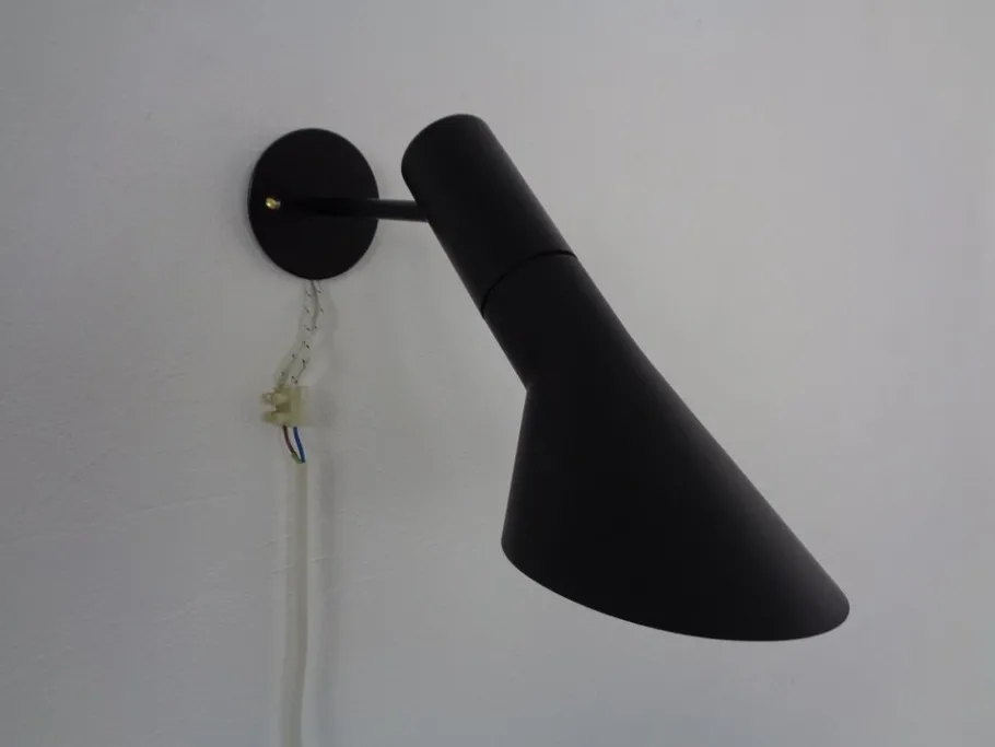 Clearance Pamono Early Visor Wall Lamps by Arne Jacobsen for Louis Poulsen, Denmark, 1950s, Set of 3