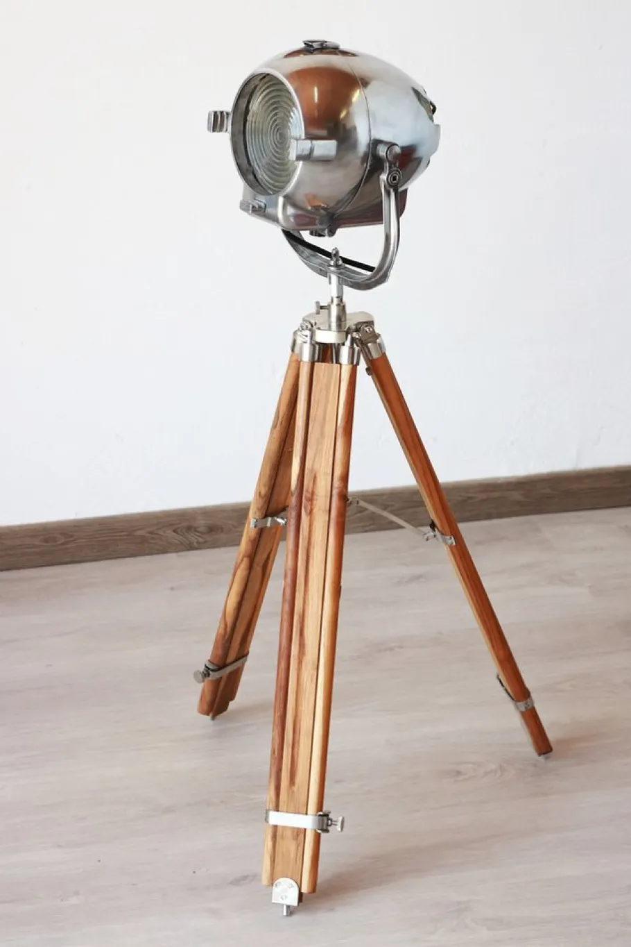 Hot Pamono Egg Shape Theater Spotlight by Morgan McLleod, 1950s