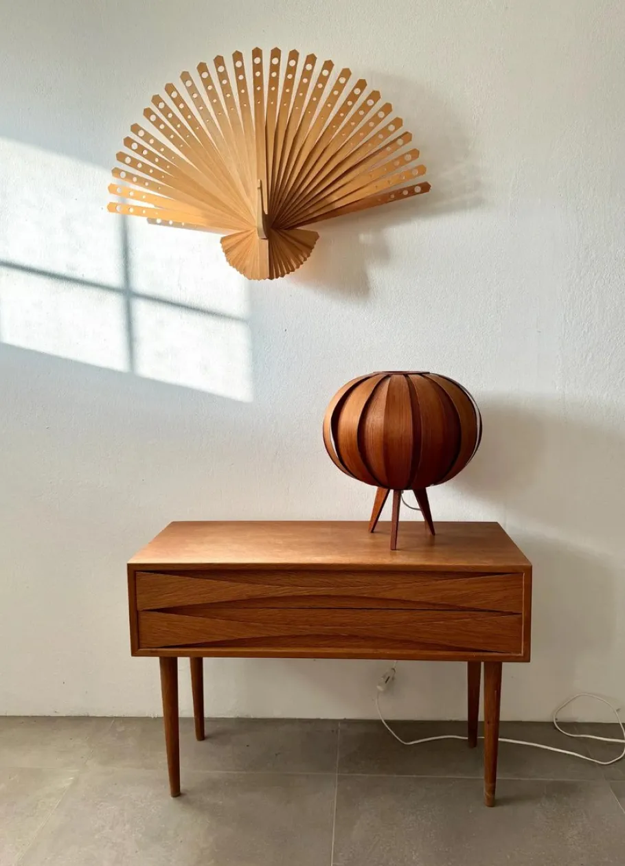 New Pamono Ellysett Pumpkin Table Lamp in Bentwood on Tripod Stand by Hans Agne Jakobsson for Markaryd, Sweden, 1960s