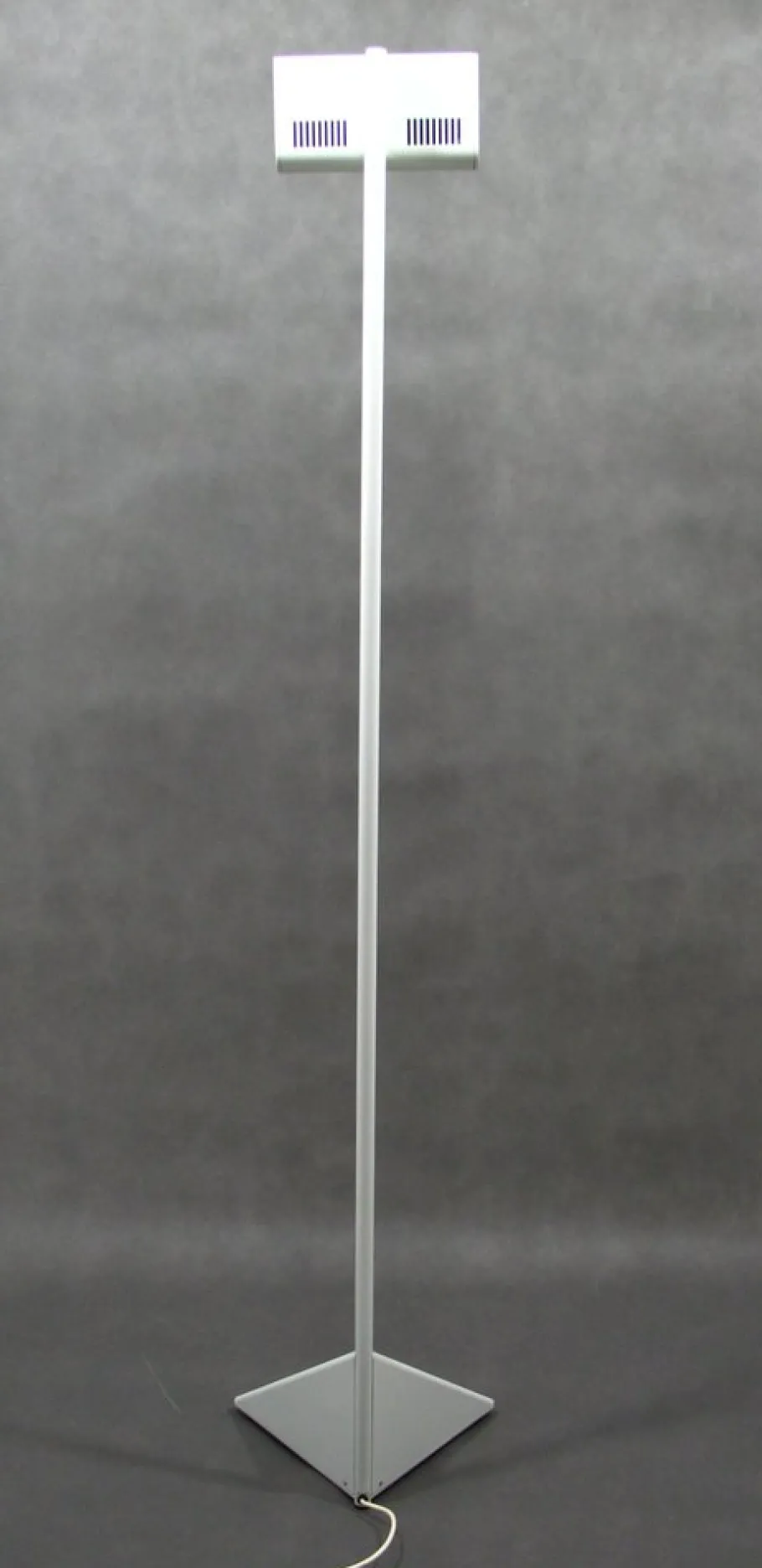 Online Pamono Erco X1980/90 Floor Lamp from Erco