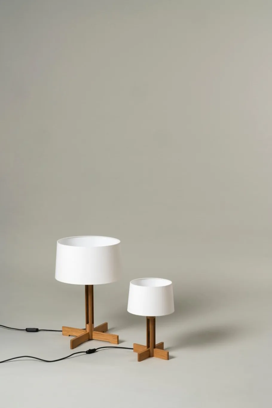 Discount Pamono FAD Menor Table Lamp by Miguel Milá
