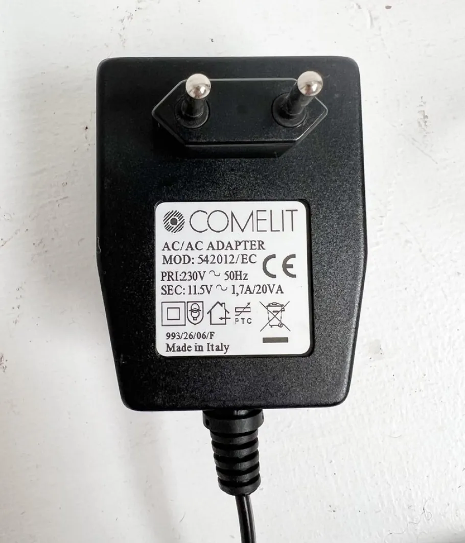 Clearance Pamono Fire Fly Letter Floor Lamp by Emanuele Ricci for Artemide, 1980s