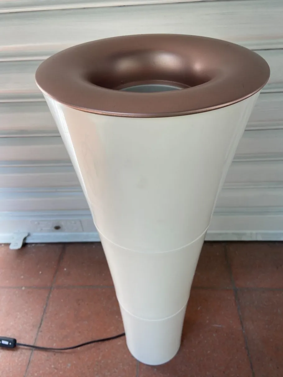 New Pamono Floor Lamp by Kaoyi Flacha