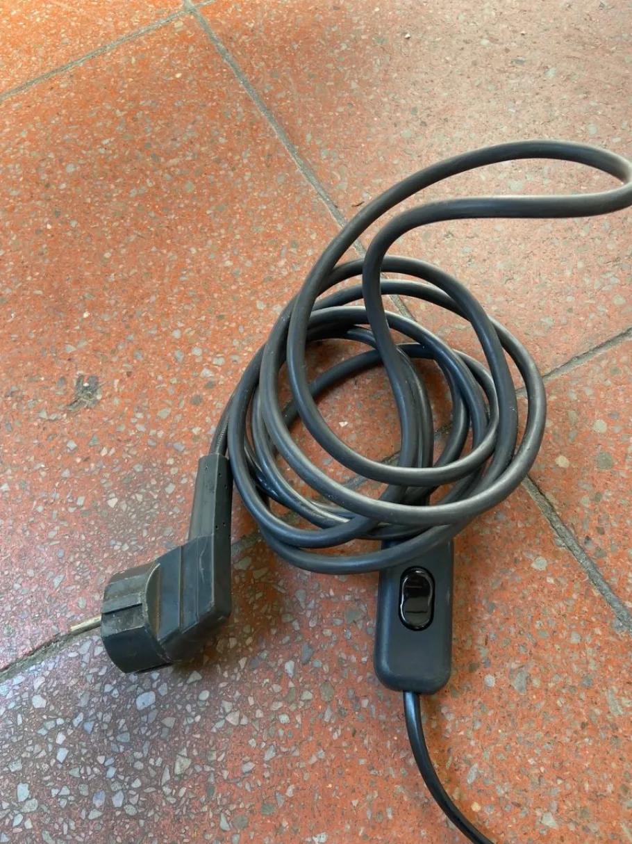 New Pamono Floor Lamp by Kaoyi Flacha