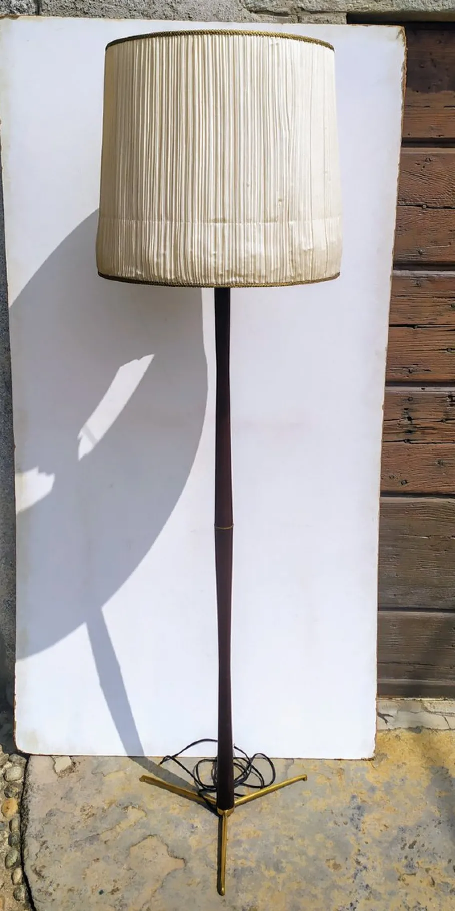 Outlet Pamono Floor Lamp from Stilnovo, 1940s