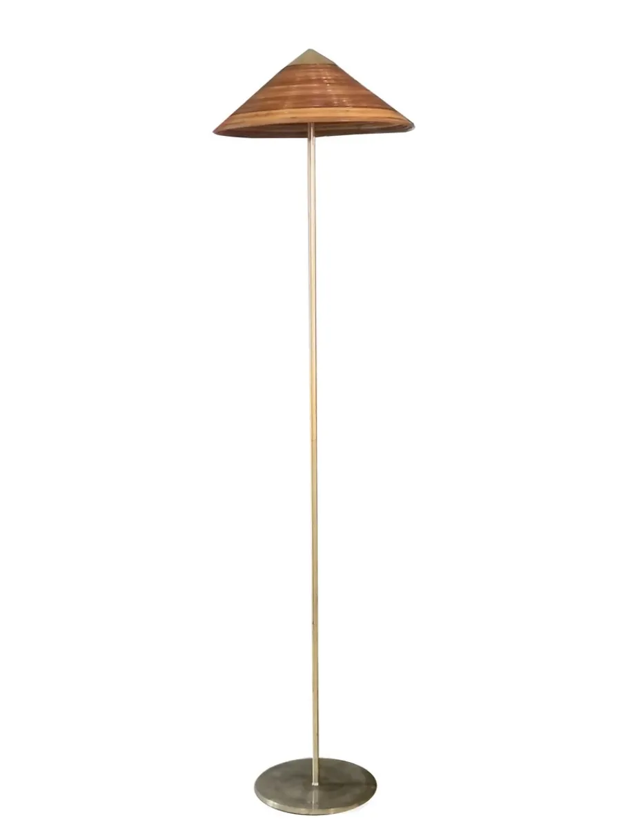 Clearance Pamono Floor Lamp in Brass and Rattan in the style of Paavo Tynell, Italy, 1960s