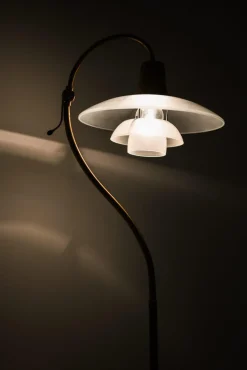 Discount Pamono Floor Lamp in Bronze and Brass with Glass Shades attributed to Poul Henningsen, 1940s