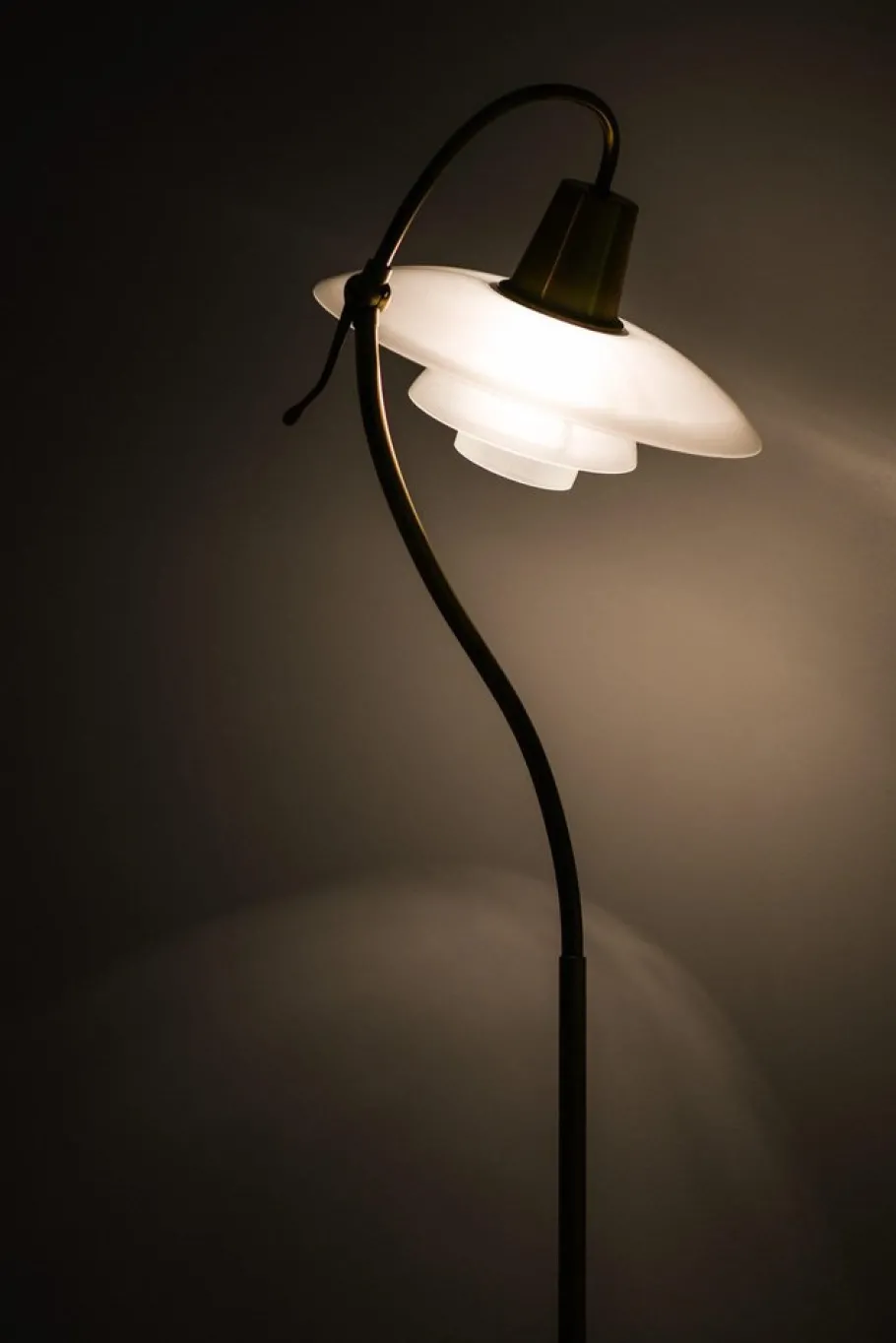 Sale Pamono Floor Lamp in Bronze and Brass with Glass Shades attributed to Poul Henningsen, 1940s