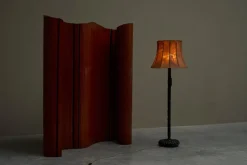 Outlet Pamono Floor Lamp in Hand-Carved Wood with Leather Shade, Early 20th Century