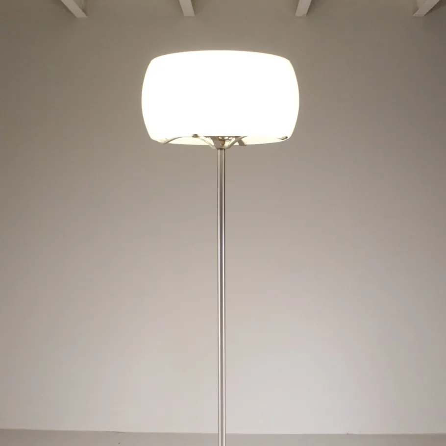 Hot Pamono Floor Lamp Mod. Clitumnus by Vico Magistretti for Artemide