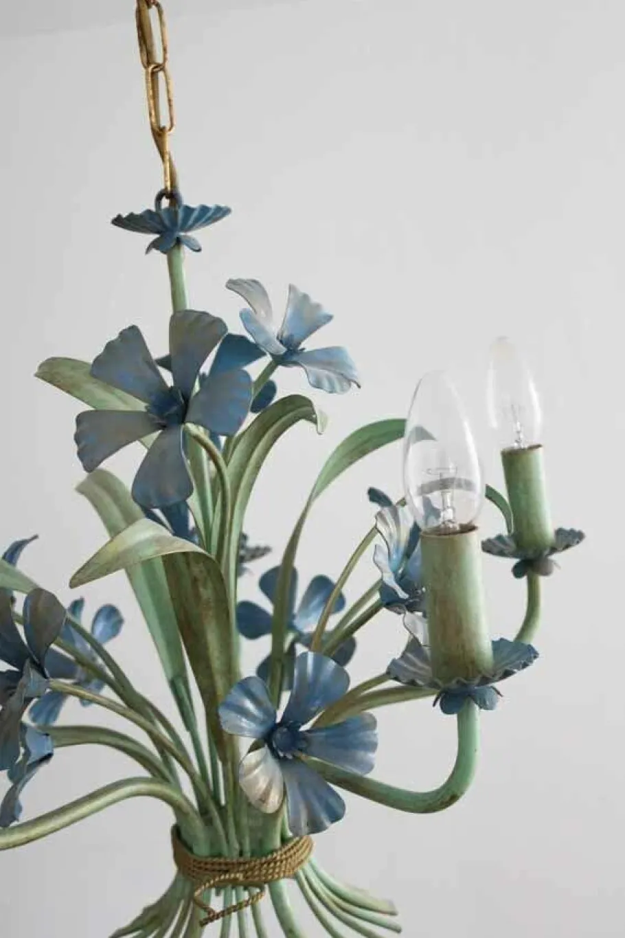 New Pamono Florentine Hollywood Regency Chandelier by Kögl, Italy, 1970s