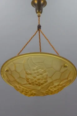 Discount Pamono French Art Deco Frosted Amber Colored Pendant Light from ROS, 1930s