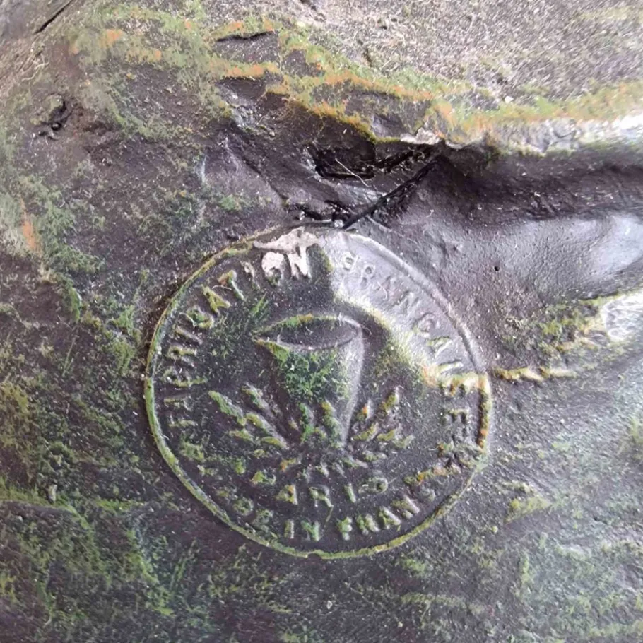 Discount Pamono French Art Nouveau Table Lamp with Bronze Figure of Auguste Moreau and Glass Lampshades