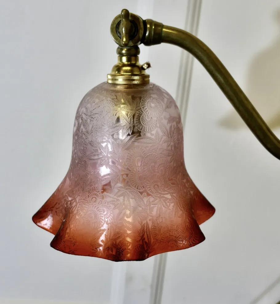 Pamono French Brass Desk/Table Lamp with Detailed Pink/Amber Glass Shade, 1890s