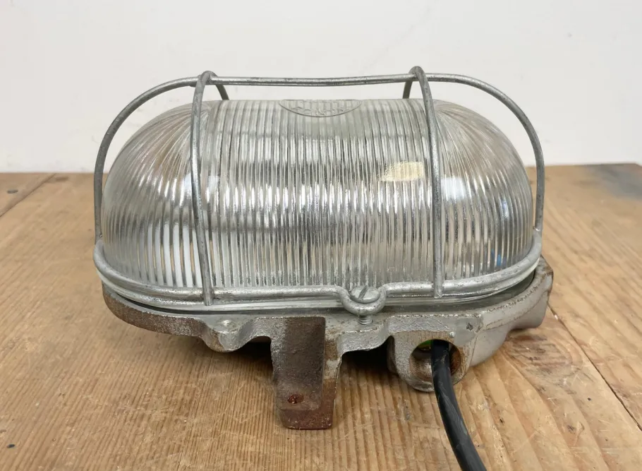 New Pamono French Industrial Cast Iron Wall Lamp from Electro Fonte, Paris, 1960s