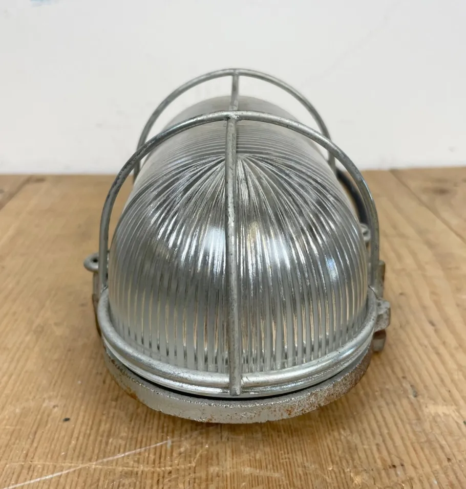 New Pamono French Industrial Cast Iron Wall Lamp from Electro Fonte, Paris, 1960s