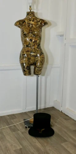 Discount Pamono French Mannequin Decoupage Floor Lamp, 1960s
