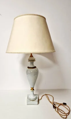 Outlet Pamono French Porcelain and Bronze Table Lamp with Floral Motif, 1920s