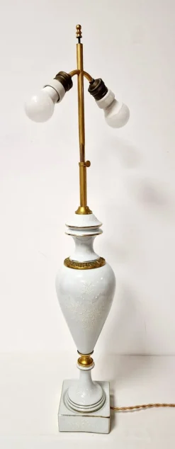 Outlet Pamono French Porcelain and Bronze Table Lamp with Floral Motif, 1920s