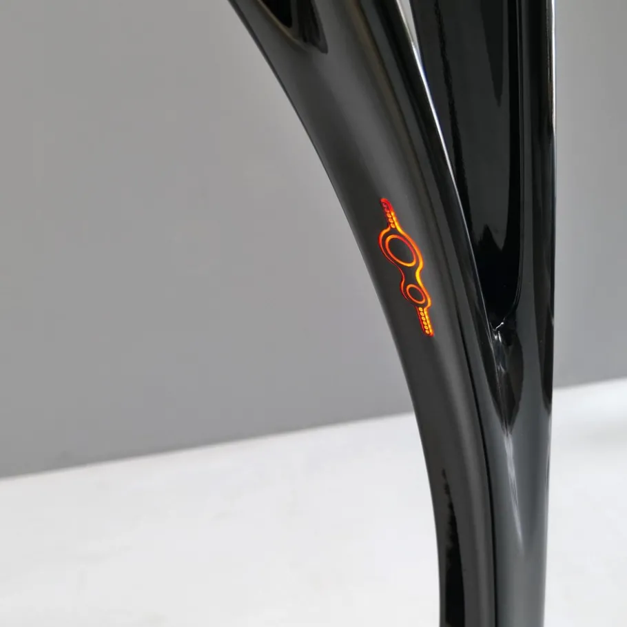 Best Pamono Genesy Floor Lamp by Zaha Hadid for Artemide, 2009