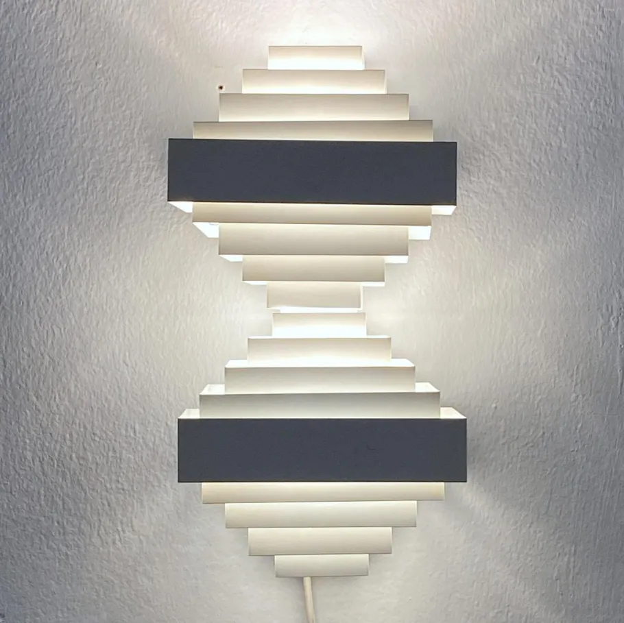 Clearance Pamono Geometric White Metal Wall Lighst attributed to Spectral, 1980s, Set of 2