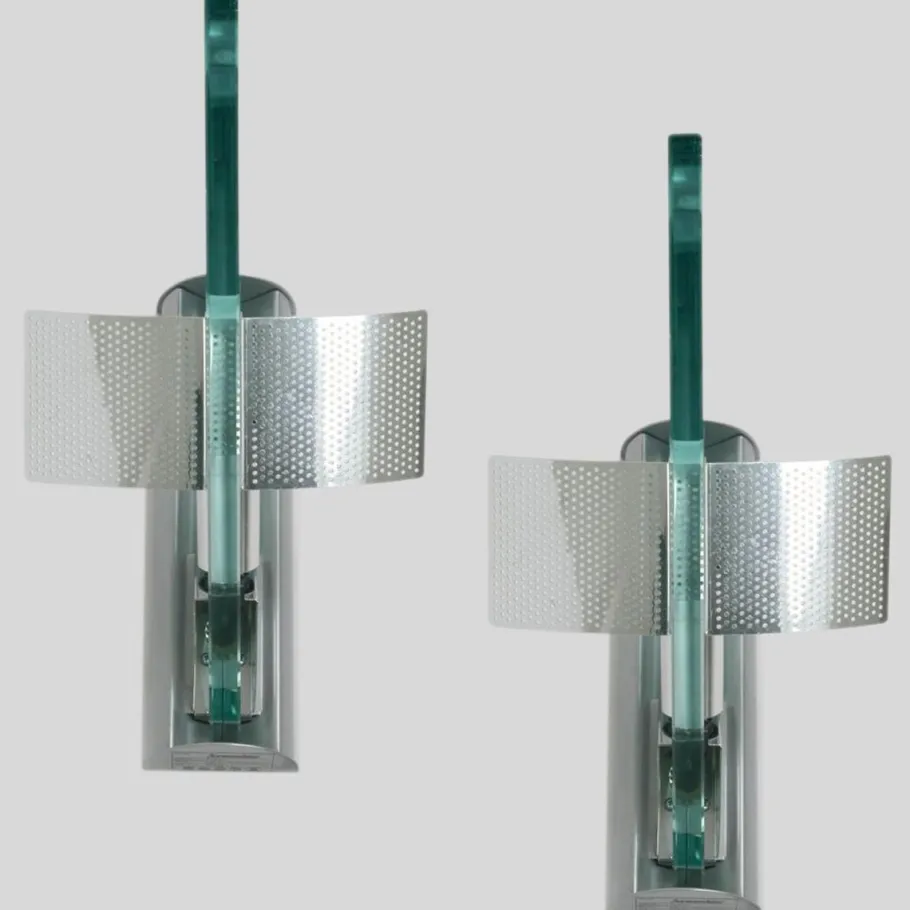 New Pamono Glass Aluminum Triangle Shaped Ikaro Wall Light by Carlo Forcolini for Artemide, 1984