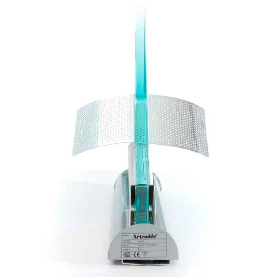 New Pamono Glass Aluminum Triangle Shaped Ikaro Wall Light by Carlo Forcolini for Artemide, 1984