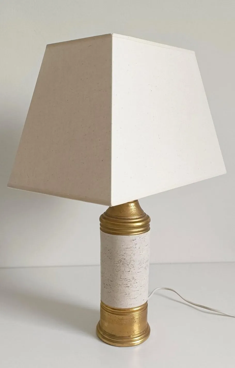 Online Pamono Gold and Cream Ceramic Table Lamp attributed to Aldo Londi for Bitossi / Bergboms, Italy, 1970s