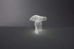 New Pamono Golden Gweilo Song Table Lamp by Parachilna