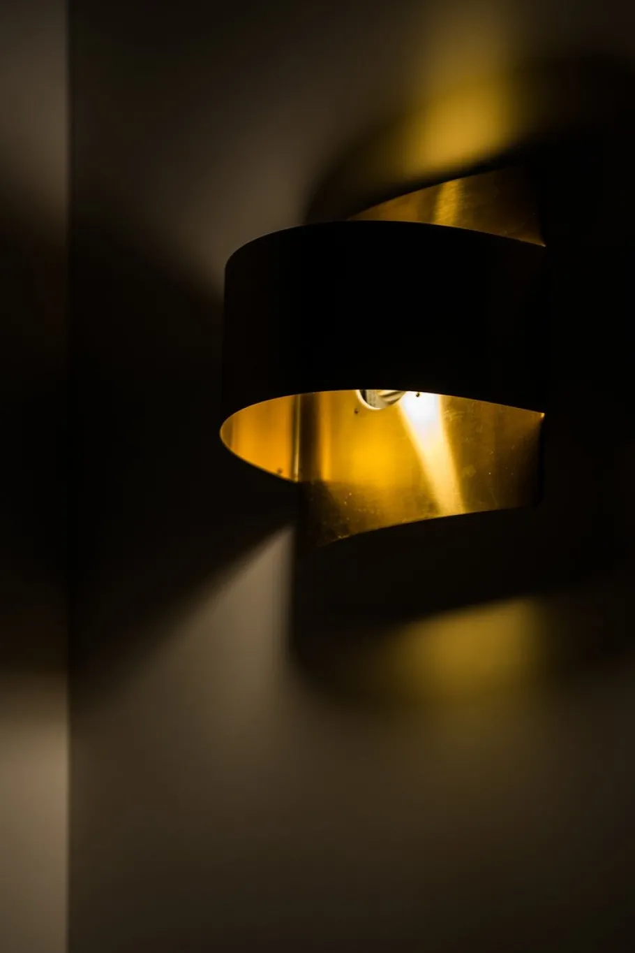 Hot Pamono Golden Wall Lamp by Peter Celsing for Fagerhults Belysning AB, 1960s