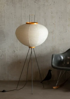 Discount Pamono Hand-Crafted Model 10A Akari Light Sculpture by Isamu Noguchi for Ozeki, Japan, 2000s